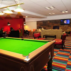 Savoy Centre Albergue